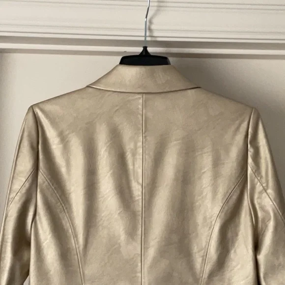 Halogen Gold Tailored Blazer - Picture 10 of 10